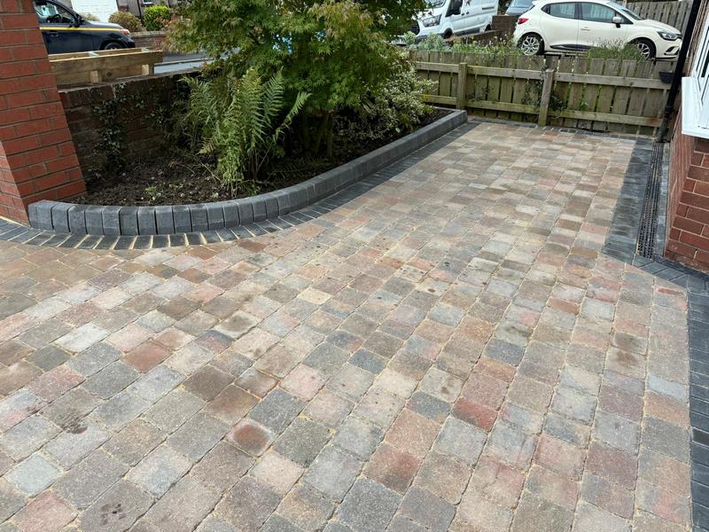 tobermore tegula tumbled charcoal block paving in clitheroe 20