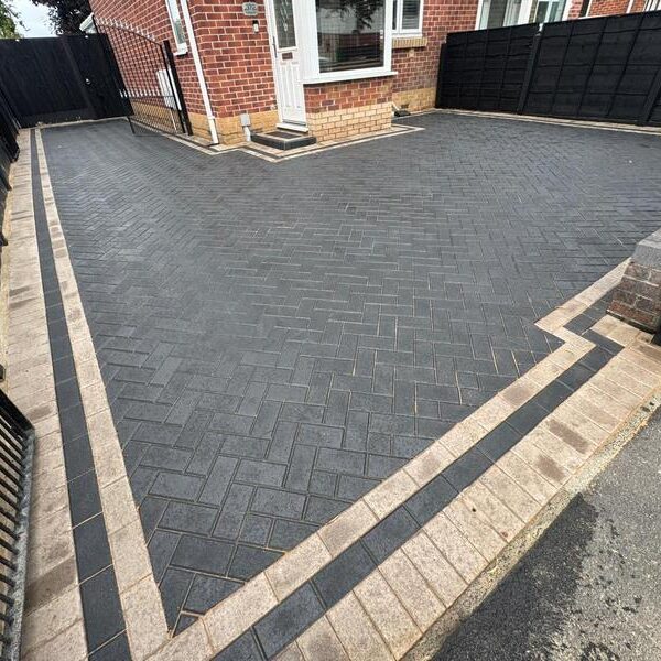 block paved driveway light grey edging middleton manchester 04 block paved driveway light grey edging middleton manchester 04